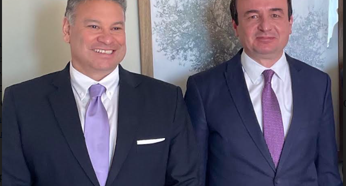 Dalin detaje për takimin e të premtës mes Escobarit dhe Kurtit