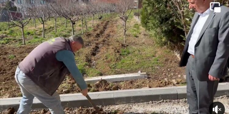 Muharremaj nuk lejon punimet me cilësi të dobët, provën e bën një qytetar