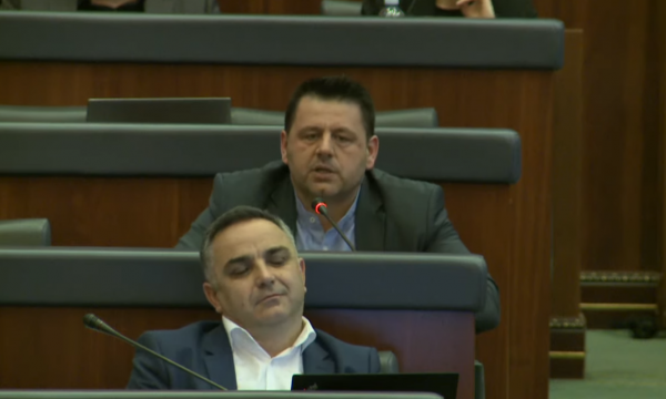 Bekë Berisha: Asociacioni i shërben Serbisë si vegël destabilizuese në Kosovë