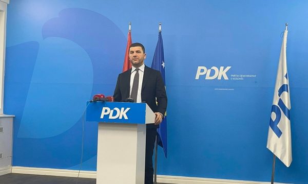 Krasniqi pas takimit me Lajçakun s’ndërron qëndrim: Kjo marrëveshje do të vazhdojë status quo’në