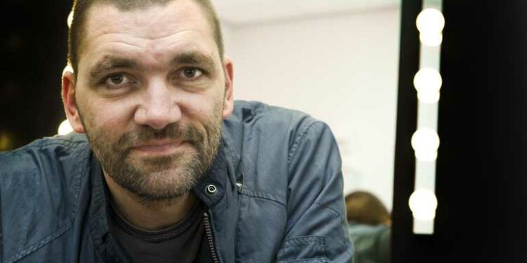 Aktori i njohur mbledh afër 50 mijë euro për Turqinë dhe Sirinë