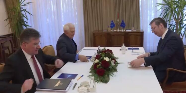 Vuçiqi nis takimin me Borrellin e Lajçakun