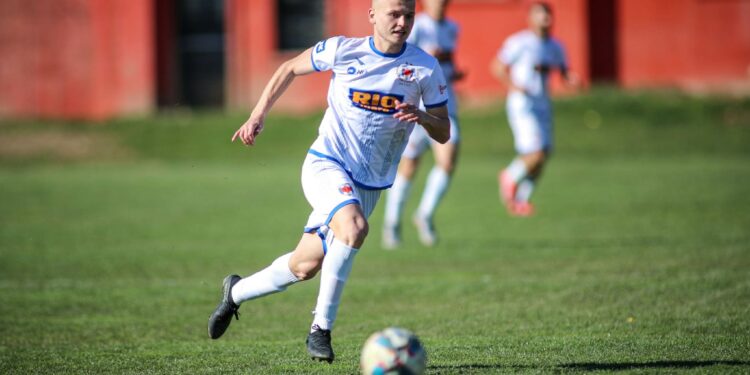 Nipi i Adem Jasharit debuton në Superligë