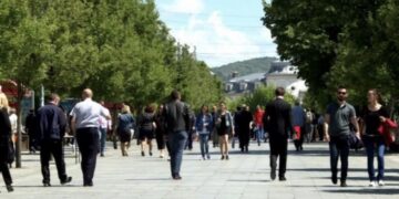 Kosovarët më të lumturit në rajon, në vendin e 34-t në botë