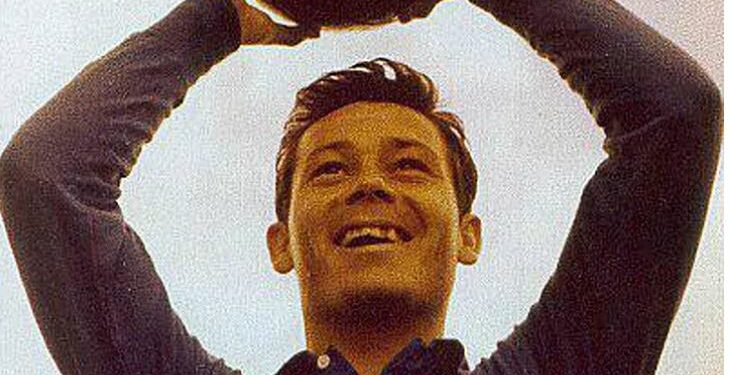 Vdes një legjendë e futbollit, rekordi i tij qëndron edhe sot!