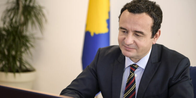 Kurti: Shkatërruam 14 laboratorë droge dhe mbyllëm 16 rrugë ilegale që përdoreshin për kontrabandë në veri
