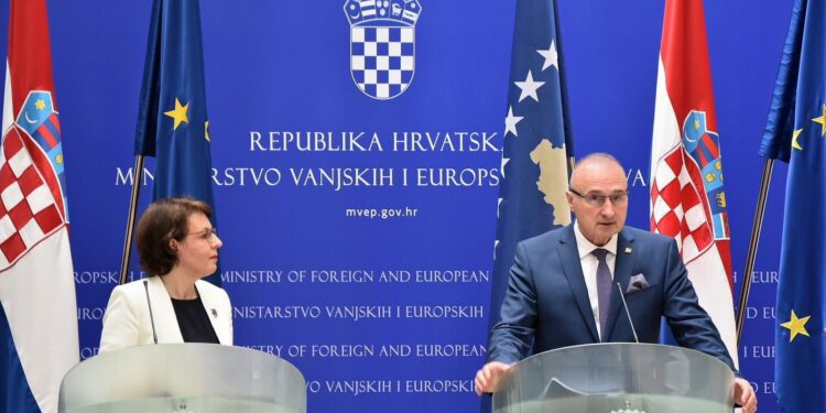 Kryediplomati kroat: Kroacia e përkrah plotësisht rrugën evropiane të Kosovës