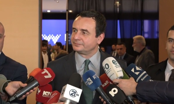 Kurti reagon pasi “Lista Serbe” refuzon pjesëmarrjen në zgjedhje lokale, del me kërkesë për BE-në