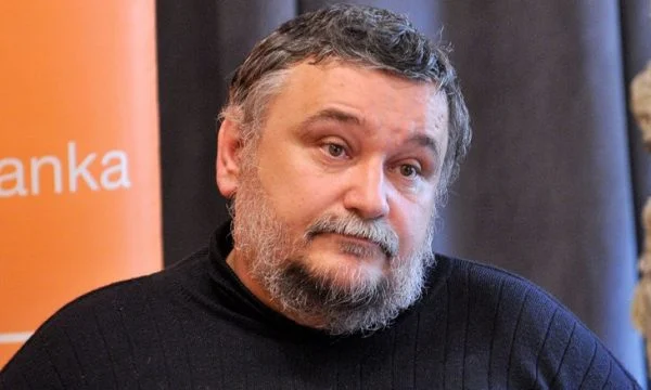 Analisti kroat: Vuçiq po provon të shtyjë marrëveshjen deri në një intervenim të mundshëm rus