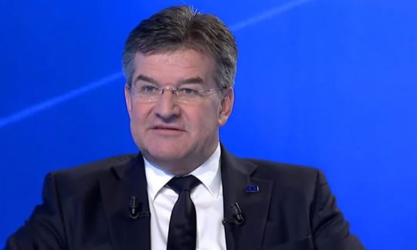 Lajçak e zbulon lokacionin e takimit të ardhshëm Kurti-Vuçiq -Borell