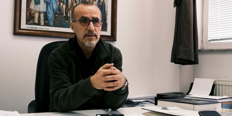 Haxhiu, PDK: Tre ministra u ndërruan në Shëndetësi, vetëm për pazare politike të VV-së