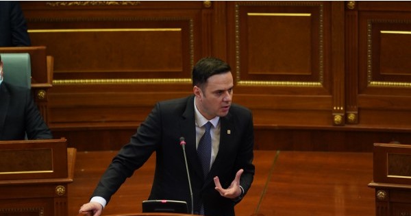 Abdixhiku: Serbia mbi 10 herë e ka njohur de facto Kosovën, por humbëm rastin për njohje
