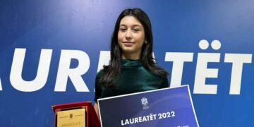 Vilëza Zeqiri e “Elitës”, “Shpresë e vitit 2022” e Prishtinës