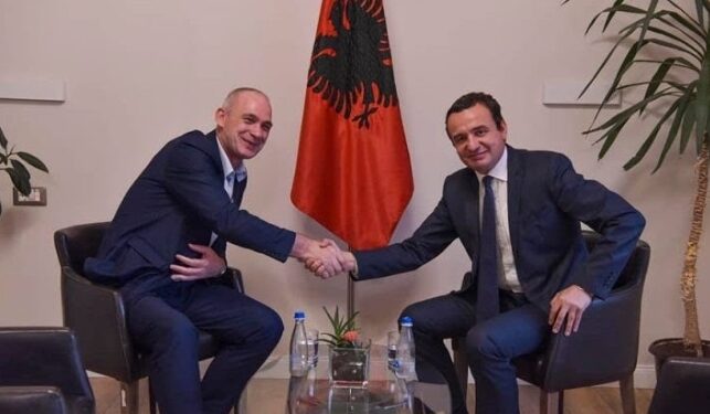 Ekskluzive: Fatmir Humolli javën e ardhshme largohet nga Grupi Parlamentar i Vetëvendosjes