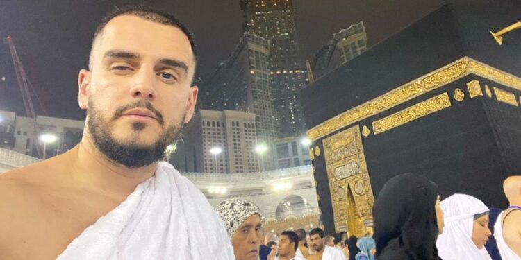 Gold Ag sjell “Namazin” në muajin e Ramazanit (VIDEO)