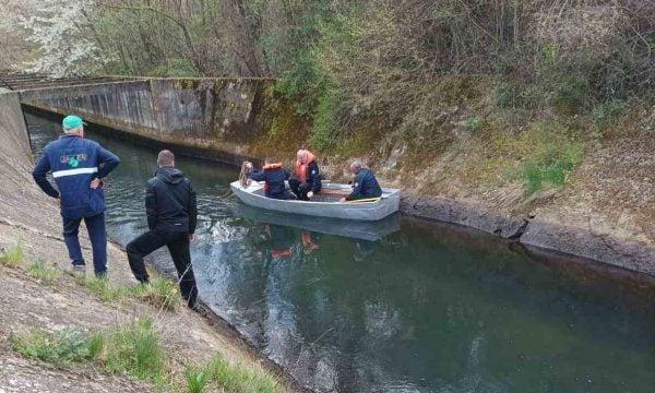 Zhytësit e Policisë e gjejnë në kanalin e Ibër-Lepencit trupin e pajetë të një serbi të zhdukur qe dy ditë