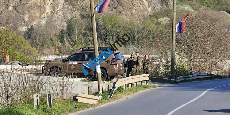 PAMJE: KFOR dhe Policia e Kosovës po kujdesen për mbarëvajtjen e procesit zgjedhor në veri