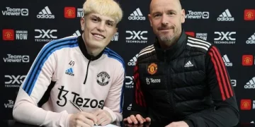 Alejandro Garnacho rinovon me Man Unitedin