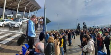 Lajmi i fundit: Alarm për bombë në Aeroportin e Prishtinës