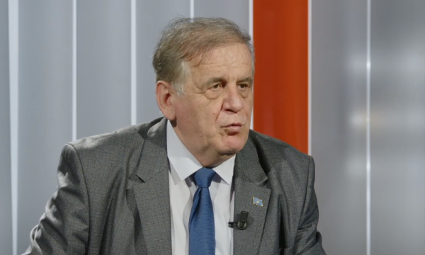 Spahiut i pengojnë jobesimtarët: Ka shumë ateistë opinionistë, në Kuvend s’duhej të kishte më shumë se një