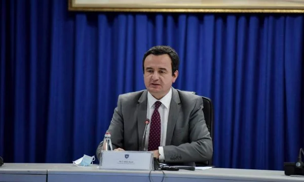 Heshtja “speciale” e Kurtit për gjykimin në Hagë