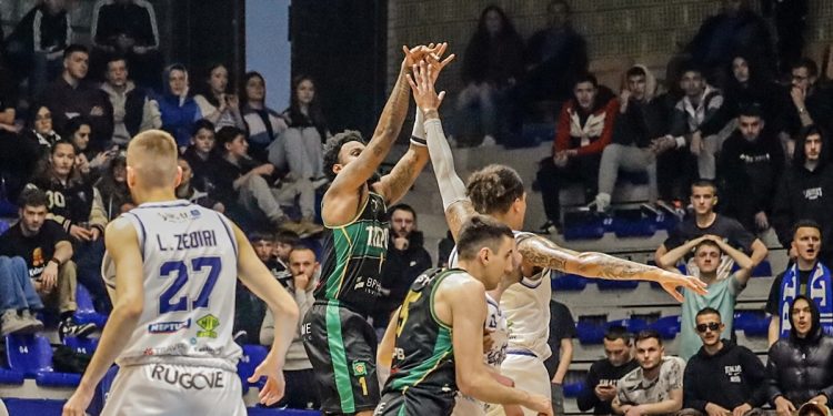 “Minatorët” presin “Plisat” në gjysmëfinalen e dytë të “Playoff-it