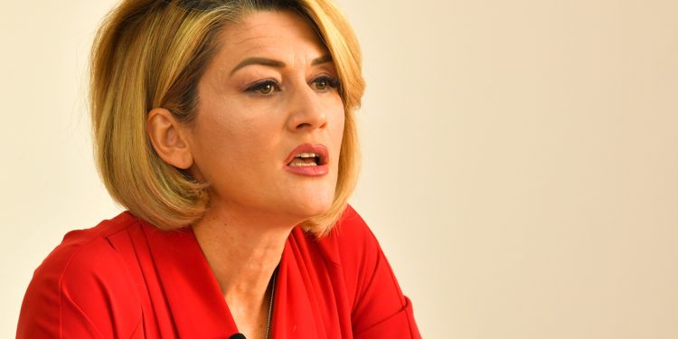 Kusari-Lila i reagon Brnabiqit: Kujtoje këtë ditë, ditën kur Serbia humbi zyrtarisht çdo mundësi për ndikim të mëtejshëm