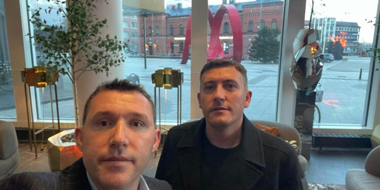 Vëllezërit Pllana shembull i suksesit: Së shpejti nisin eksportin e shtëpive në shtetin e Suedisë