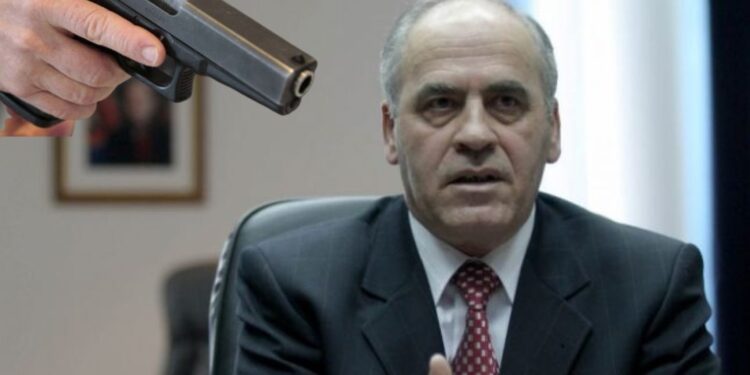 “Ma drejtoi revolen”, Adem Salihaj rrëfen atentatin dramatik kundër tij në vitin 2000