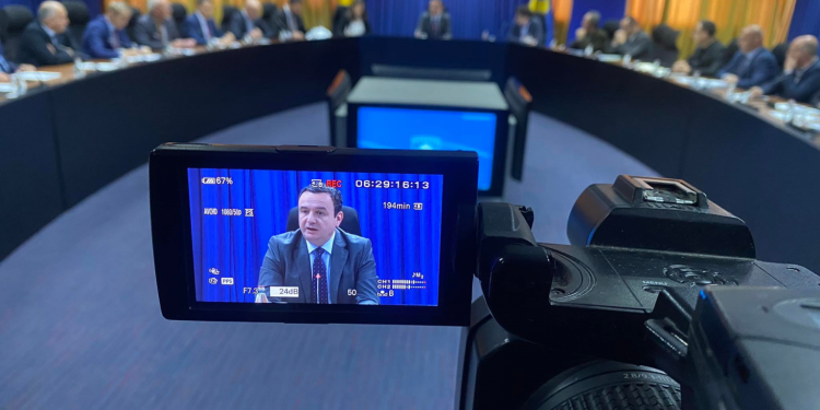 Më shumë se gjysma e kryetarëve të komunave bojkotuan ftesën për takim nga kryeministri Kurti