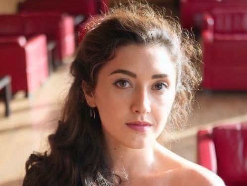 Mediet franceze shkruajnë për debutimin madhështor në Paris të sopranos nga Mitrovica