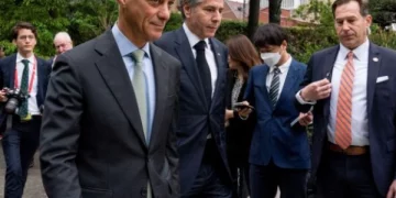 The Guardian: Perëndimi i gatshëm për një përgjigje ekstreme nga Putin