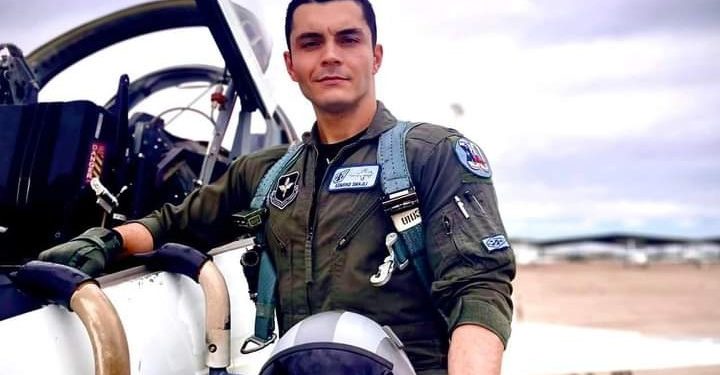 Kosovari Edmond Smajli, pilot i ushtrisë së Shteteve të Bashkuara të Amerikës