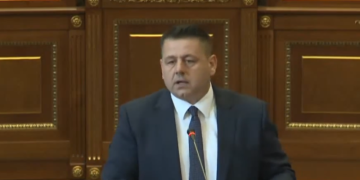 Berisha: Hajni e nepotizëm si asnjëherë më parë, i di edhe hajnat me emër