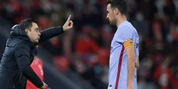 Xavi shpreson që Busquets të mbetet në Barcelonë