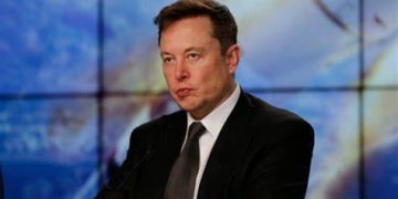 Elon Musk humb 13 miliardë dollarë në 24 orë, më shumë se dyfishi i buxhetit të Shqipërisë