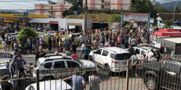 Brazil: Një person sulmon me sëpatë fëmijët në një çerdhe, të paktën katër të vdekur