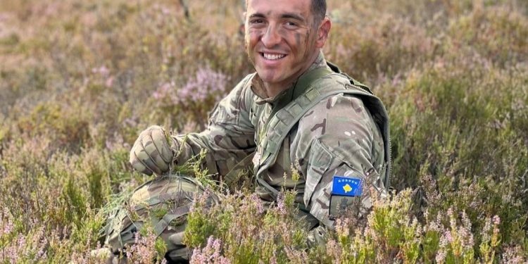 Togeri i FSK-së diplomon në Akademinë Mbretërore Ushtarake në Britani të Madhe