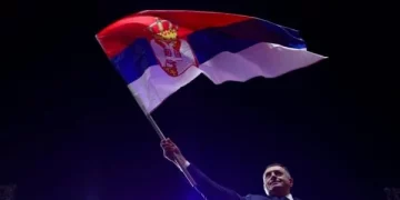 SHBA i tregon forcën Dodikut: Mos guxo të shtysh në konflikt Bosnjën