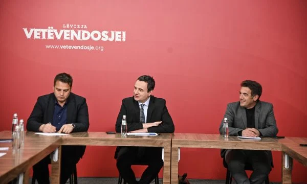 Kurti me ministra e zyrtarë të partisë në fushatë për kandidatët e VV-së në zgjedhjet e 23 prillit