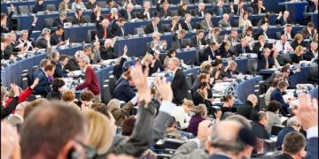 Megjithatë ka votim për vizat në PE, dalin detaje edhe për ceremoninë e nënshkrimit