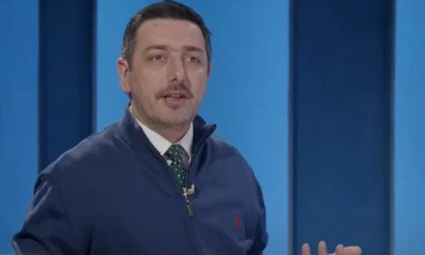 LAJMI I FUNDIT: Sulmohet gazetari Valon Syla