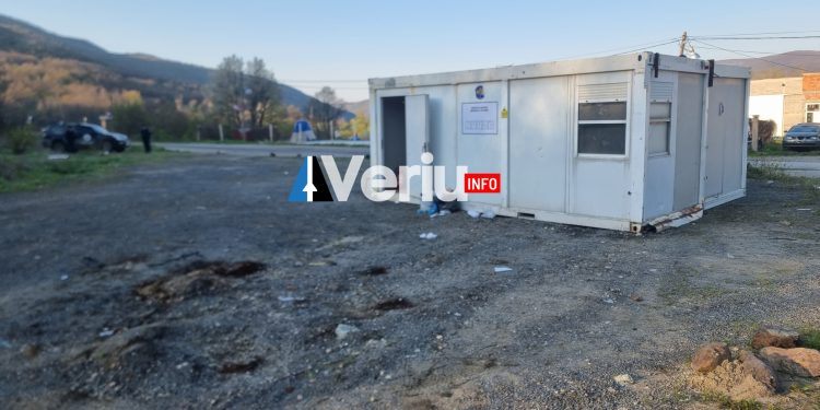 Hapet vendvotimi në fshatin Sërbovc të Zveçanit, nuk shihet asnjë votues