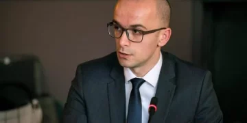 Zëvëndësi i Gërvallës i reagon keq Stanos: Vota kundër e Serbisë duhet të dënohet ashpër