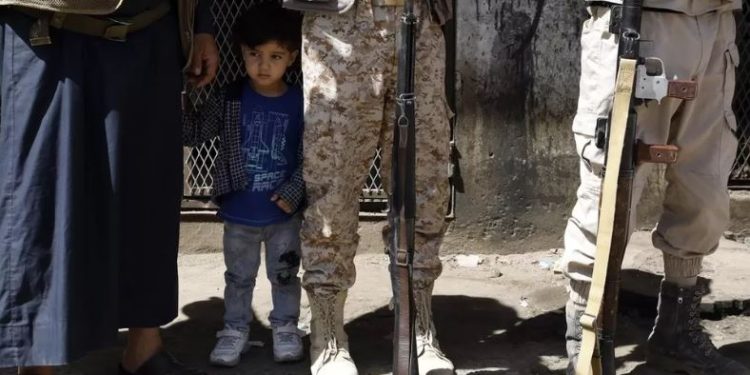 Lufta në Jemen, bisedimet Arabi Saudite – Houthi sjellin shpresë për armëpushim
