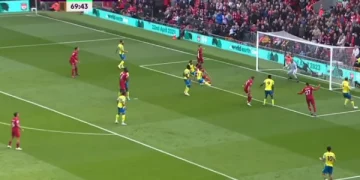 Ndeshje e çmendur, Liverpooli e rikthen prapë epërsinë ndaj Notinghamit