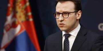 Sveçla i fton serbët të marrin pjesë në zgjedhje, reagon Petkoviq: Gabon kur mendon se do t’i detyrojë serbët të marrin pjesë në okupim