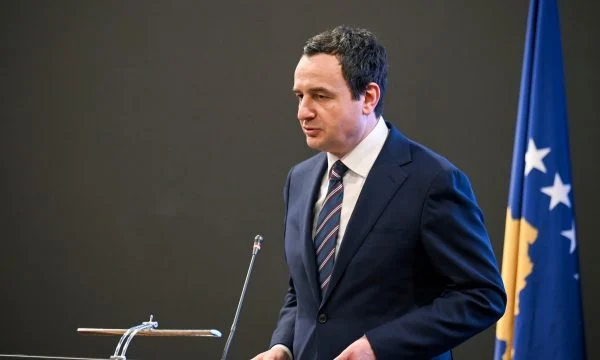 Kurti: Kreditë që marrin gratë janë më dobiprurëse se sa të burrave