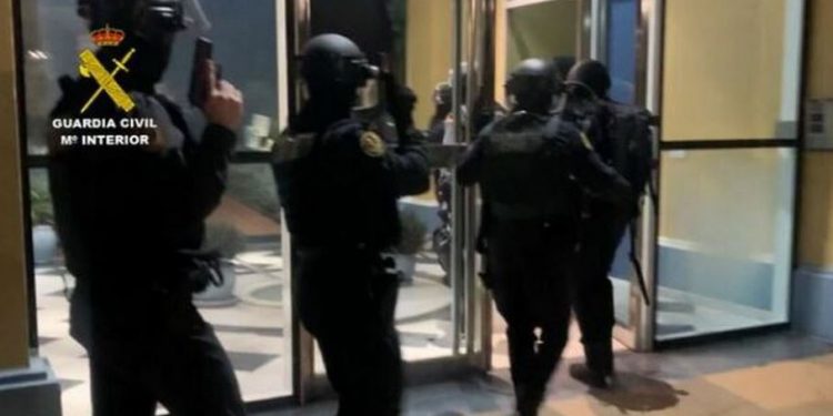 Goditet klani “Farruku” në Spanjë, arrestohen rreth 20 anëtarë të grupit për trafik kokaine