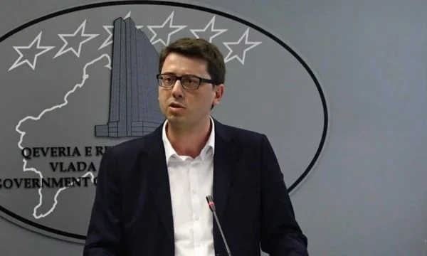 Murati i reagon Ramës: Komunës së Prishtinës ia dhamë 270 milionë për 2 vjet, çdo vit u teprojnë paratë